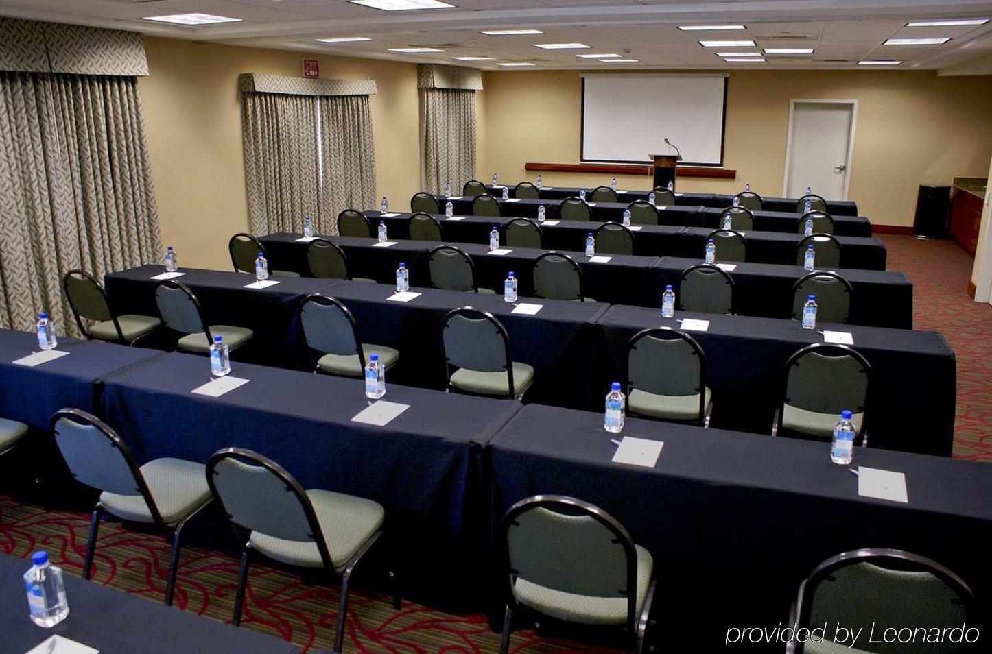 Hampton Inn & Suites Camarillo Facilități foto